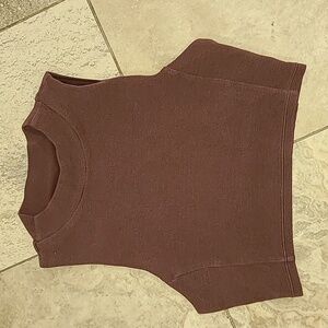 ALO Yoga Brown Tank Top It doesn't have a size label but it fits a small size.